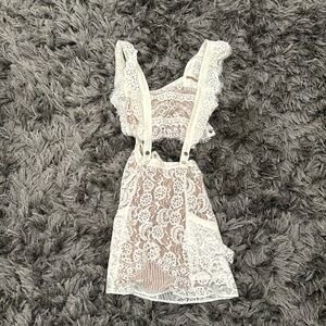 White lace for love and lemon dress